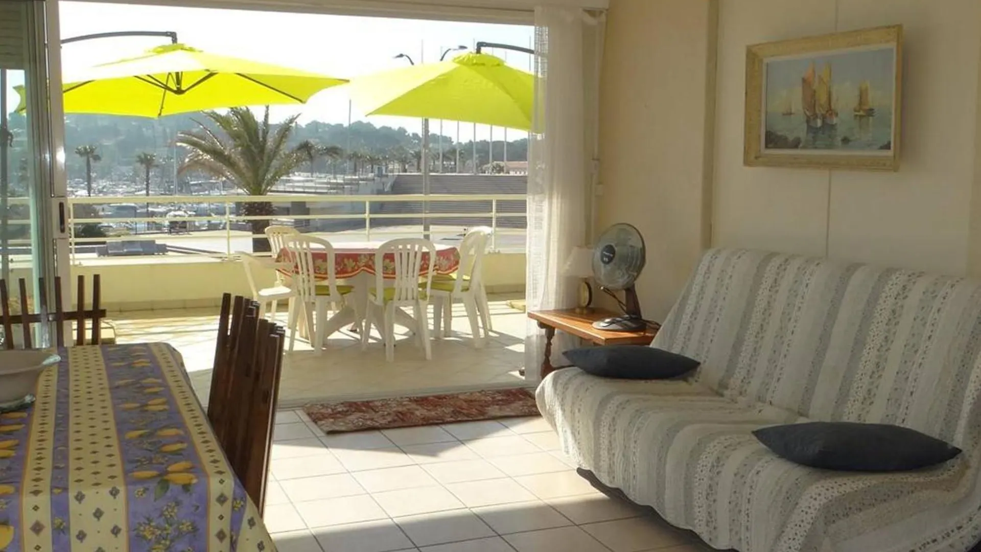 Grand T3 Avec Terrasse Et Piscine A Cavalaire-Sur-Mer - Fr-1-100-187 Lejlighed